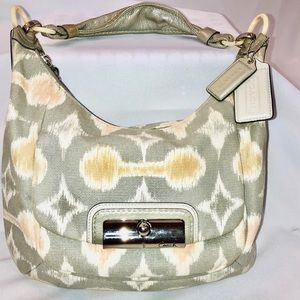 Like New Coach Kristin OP Art Print C/B Satchel!